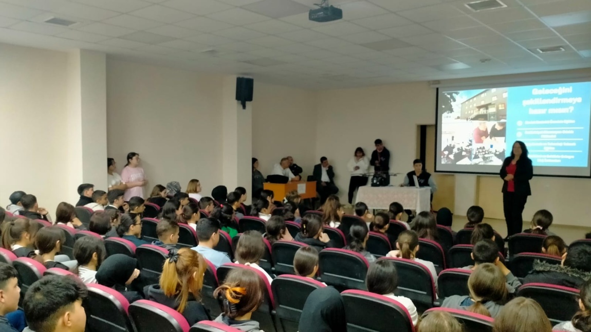 Afyonkarahisar Teknoloji Koleji, okulumuzdaki 8.sinif öğrencilerine yönelik 